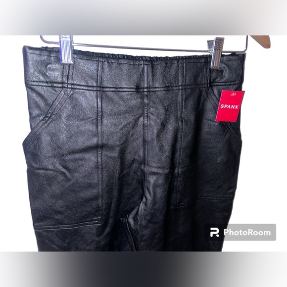 NWT SPANX Leather Like Joggers In Black Size M. - Picture 7 of 10
